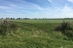 tor-blick-aufs-dorf-scaled